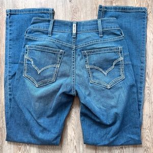 Ariat R.E.A.L Mid Rise Straight Leg Jean